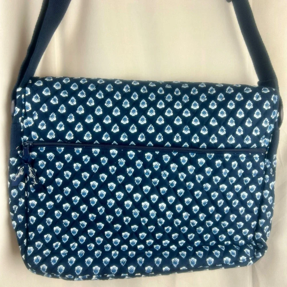 NEW Vintage Y2K Vera Bradley Nantucket Navy Messenger Bag‎ Blue White Retired